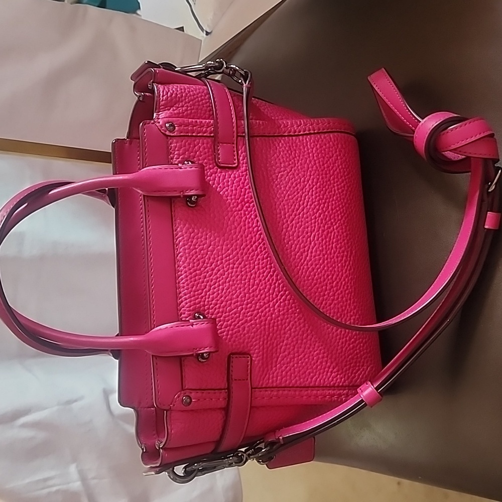 Coach Mini Swagger Crossbody/hand Bag Euc W/ 2 Original Tags - Picture 11 of 17